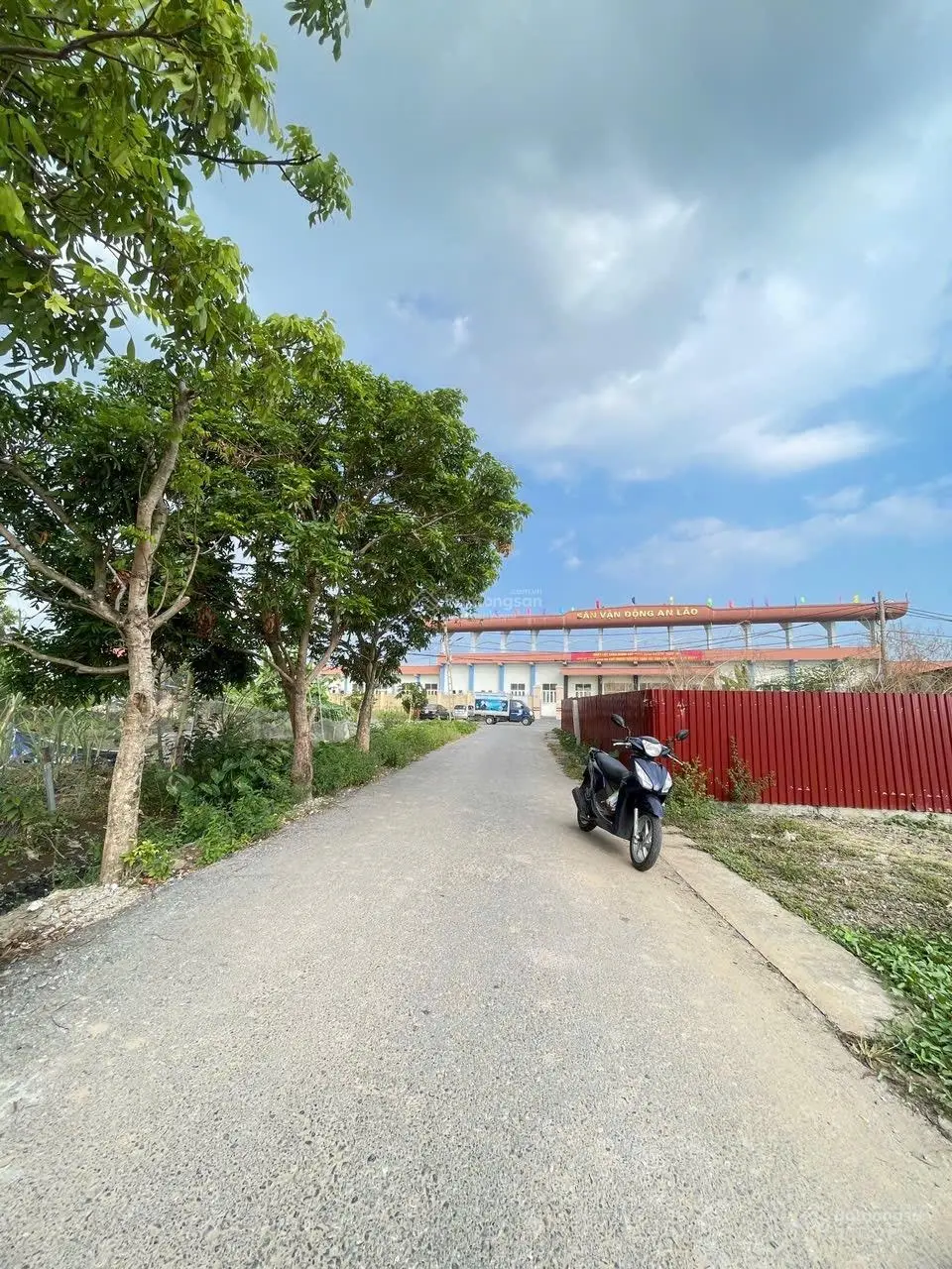 Chính Chủ cần tiền gấp ra ngay lô đất trung tâm thị trấn An Lão: dt 142m, đường 6m thông các hướng,