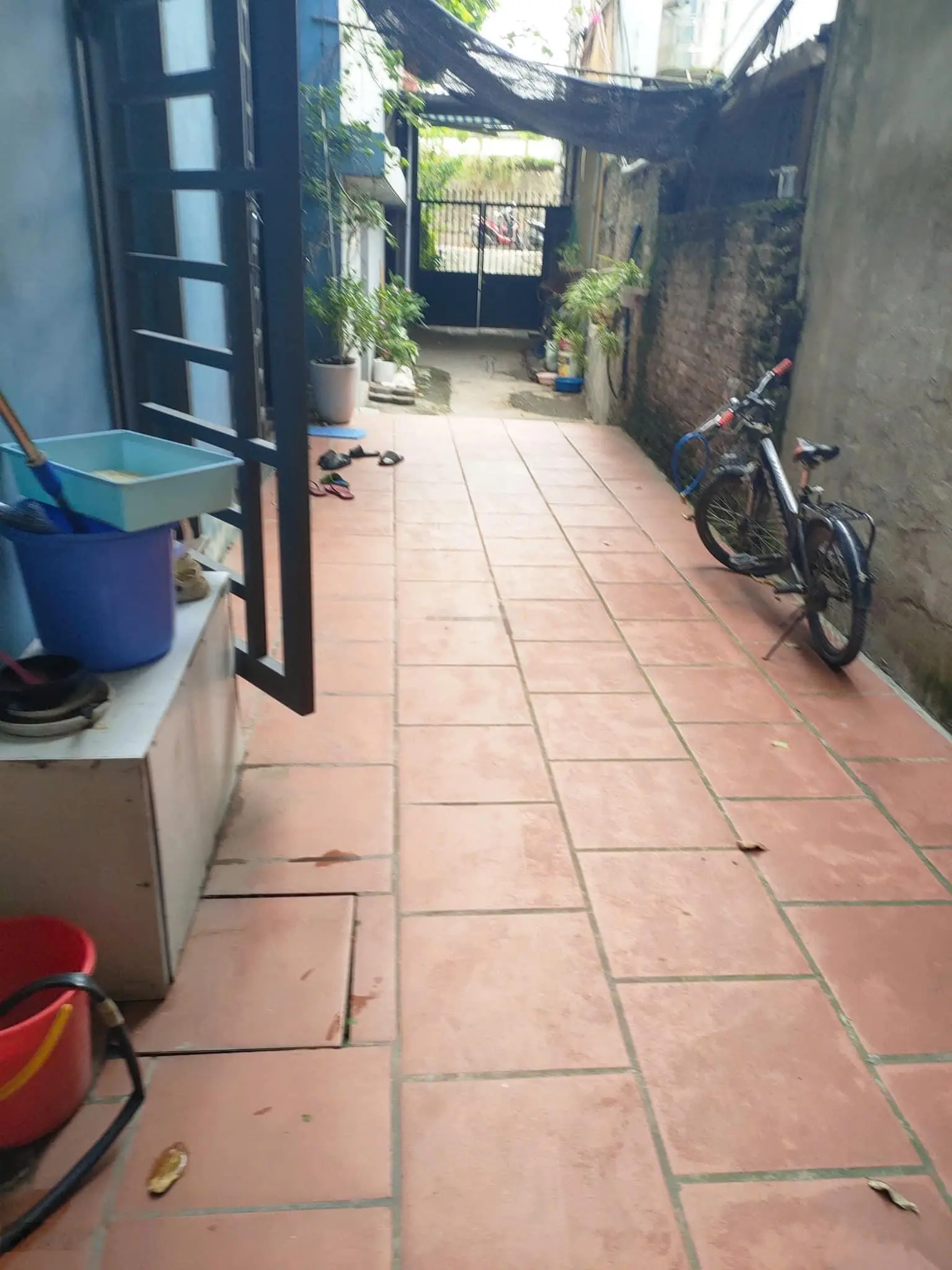 Cần bán 75m2 đất tại An Dương Vương Tây Hồ, mặt tiền 5m, 3 bước ra ôtô tránh chỉ 5.3 tỷ, 0969 065 ***