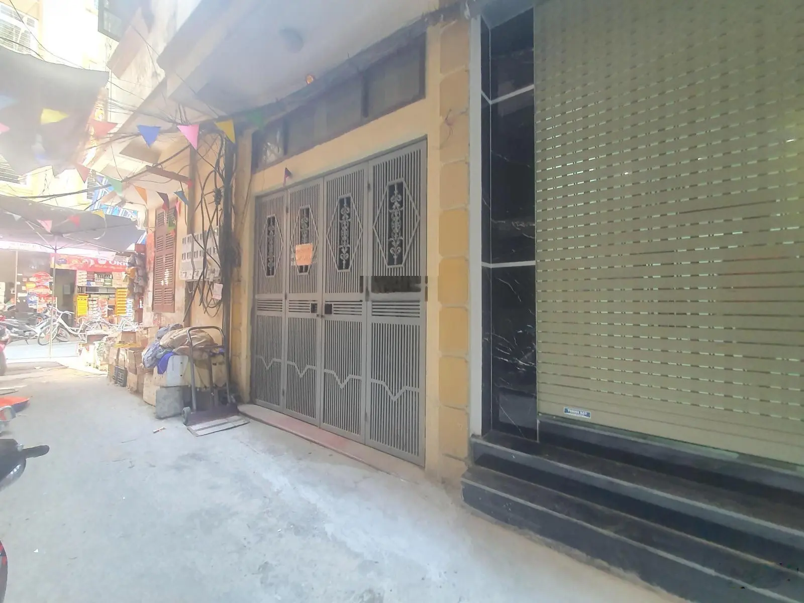 Bán nhà 4,5 tầng xây mới. Ngay chợ Hà Đông (phố Lê Lợi đi vào)