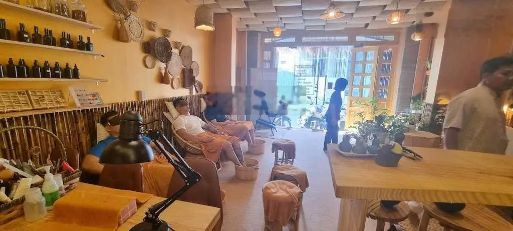 CC bán nhà 23 Nguyễn Đăng Giai, DT 4,9X14 (68,6m2) HĐT 20tr/th 0909 924 ***