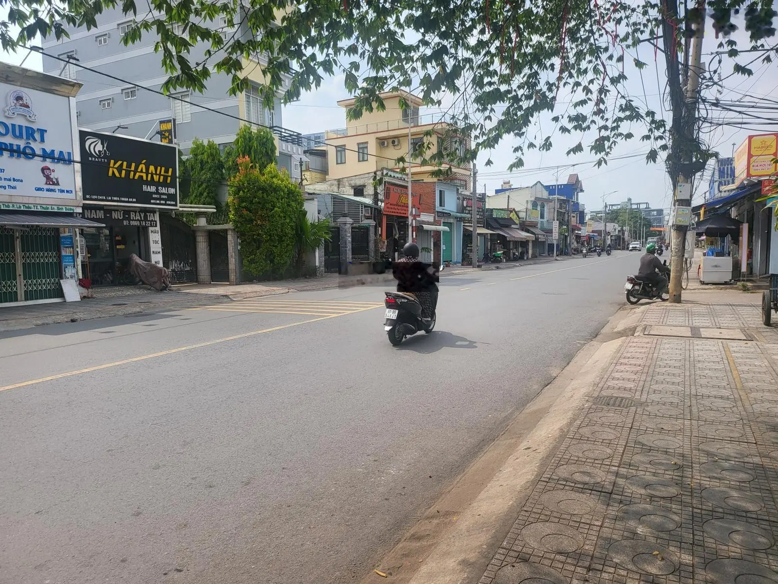Nhà mặt tiền CMT8 Lái Thiêu đang thuê 20 triệu/tháng diện tích 180m2 ngang 7m giá 15 tỷ