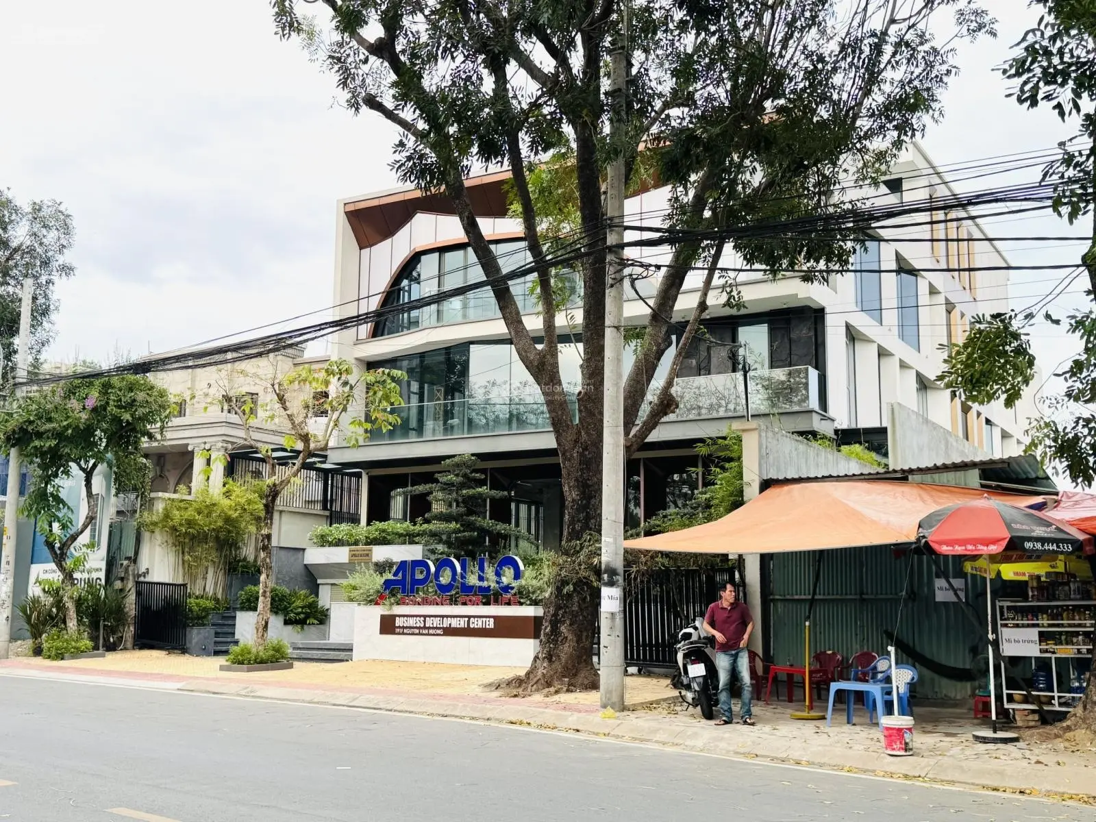 Toà Nhà siêu phẩm 1000m2 mặt tiền Sông Thảo Điền giá 325 tỷ Nguyễn Văn Hưởng Quận 2 Hàng khan hiếm
