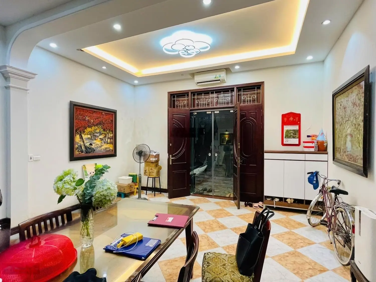 Hiếm TT Đống Đa- Nhà đẹp dân xây 60M hai thoáng trước sau, Mặt tiền 6M, sổ nở hậu Đẹp; Giá: 16,5 Tỷ
