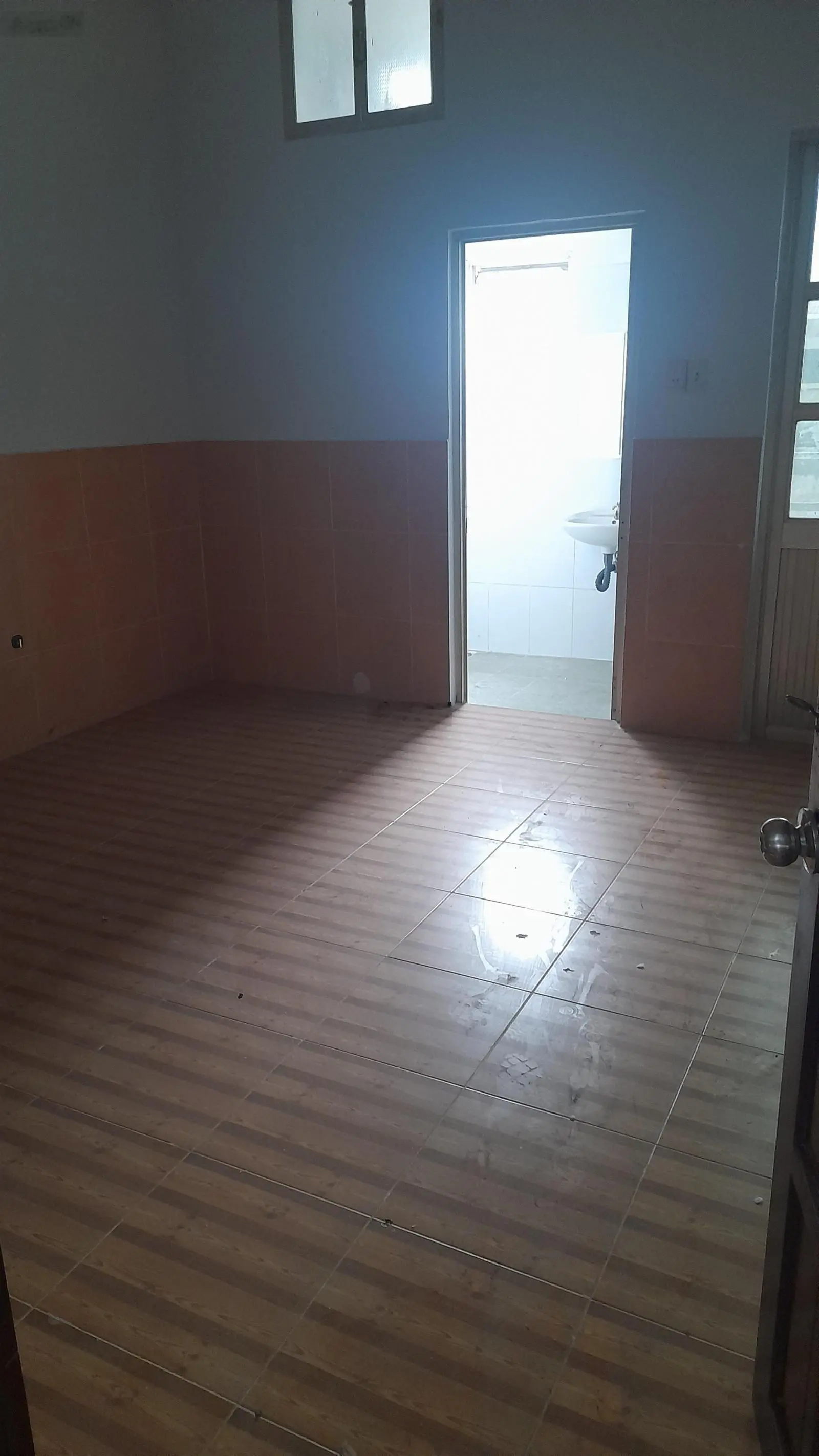 Ngộp tiền trả nợ bán nhà cấp 4 mặt tiền nguyễn bình phú xuân bà bè ngang 4m dài 17m 1 lầu sổ hồng