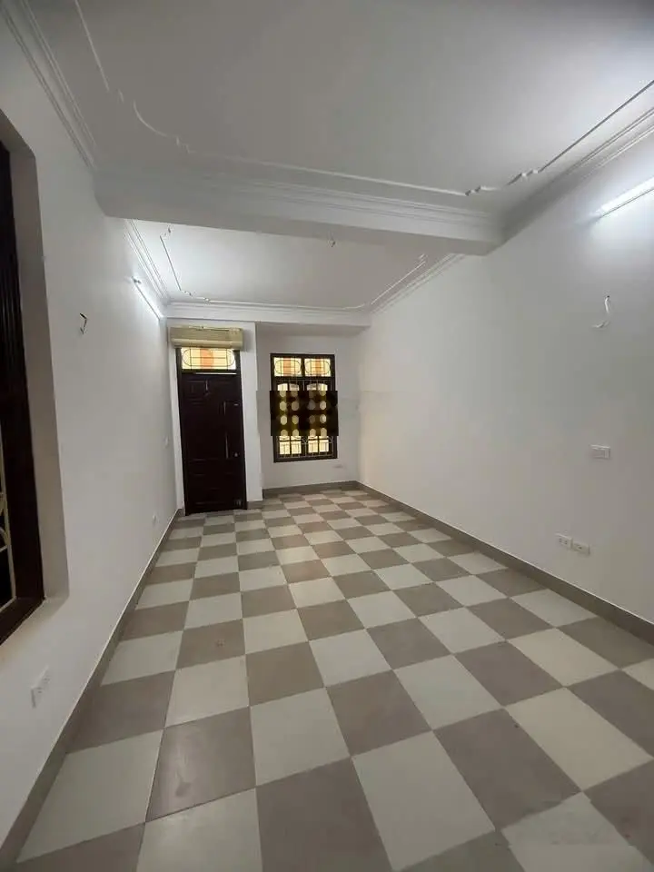 Hot. Chính chủ bán nhà Mỗ Lao Hà Đông. Lô góc. Diện tích 50m2