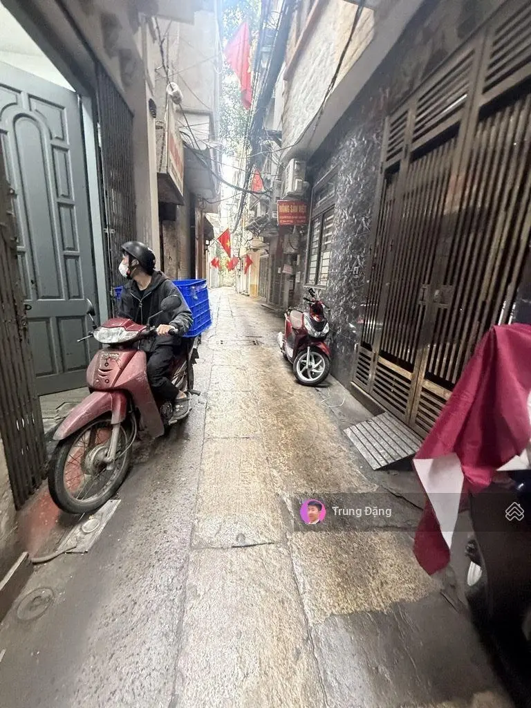 Nhà đẹp Giáp Nhất, ngõ thông, 30m ra ô tô, mt rộng, chỉ nhỉnh 7 tỷ