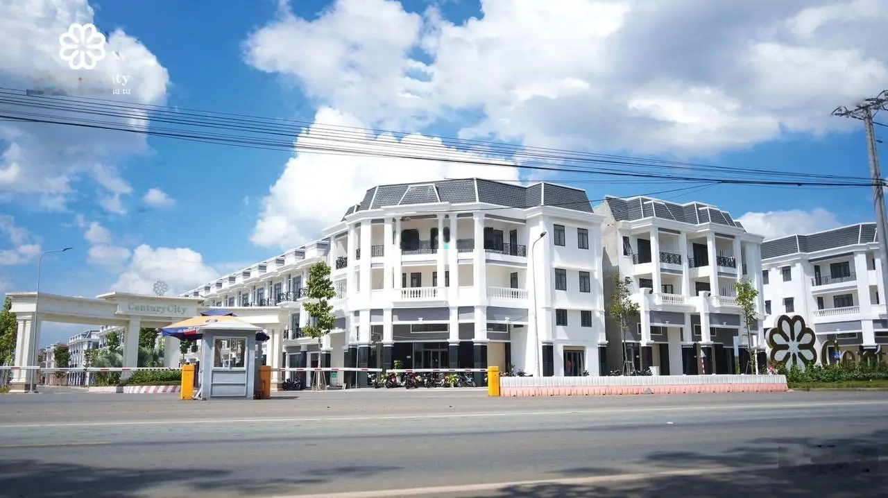 Chủ cắt lỗ 40% lô đất trục chính dự án Century City, giá 14tr/m2, SHR, thổ cư 100%