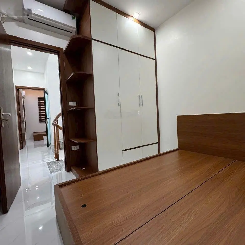 6.2 tỷ, DT sổ 30m2, 4 tầng, 4 ngủ FULL NỘI THẤT, 20m ra ô tô, 80m ra mặt phố, Bưu điện Hà Đông