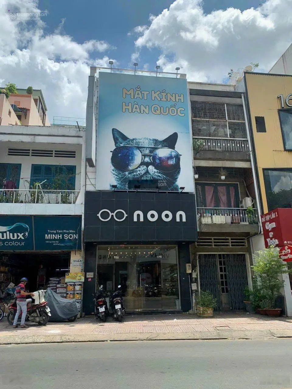 Chính chủ bán nhà mặt tiền Lê Văn Sỹ, P. 14, Q. 3 - DT: 5 x 18m - 3 tầng - HĐT: 70tr/th - giá 26 tỷ