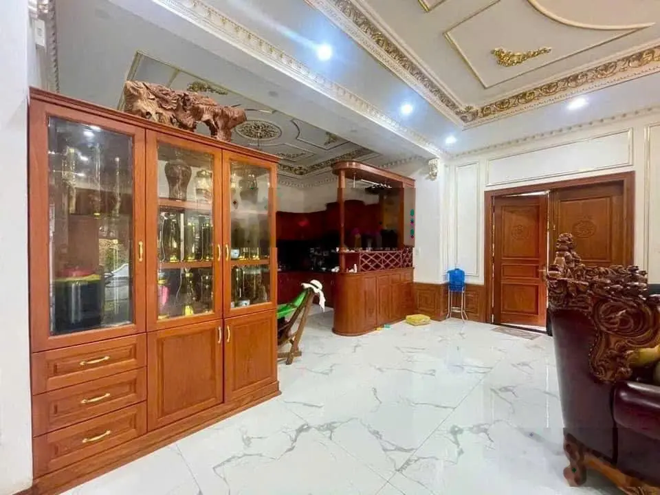 Bán Biệt thự cổ 2MT nhánh Trần Não 22x 36 (820m2) - trệt 2 lầu hướng ĐN full đồ gỗ quý - giá 85 TỶ