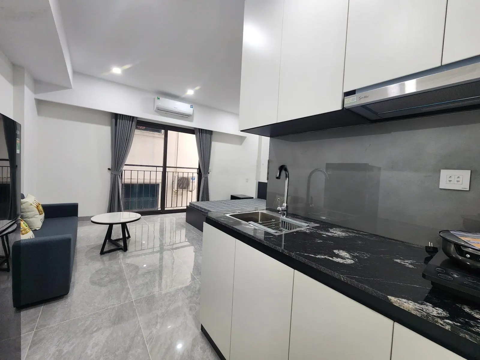 bán nhà CCMN 92m2x 8 tầng thang máy 26.3 tỷ, Thanh Xuân, ngõ thông có gara ô tô.