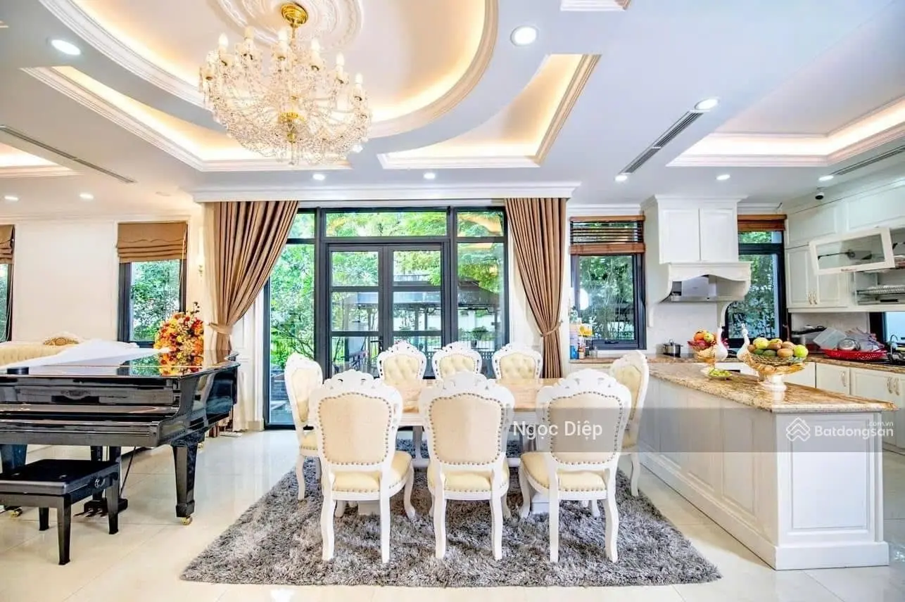 Bán biệt thự căn góc phố hàm nghi thuộc vinhomes gardenia - 3tầng 287m 30mt giá 110tỷ- 0945 453 ***