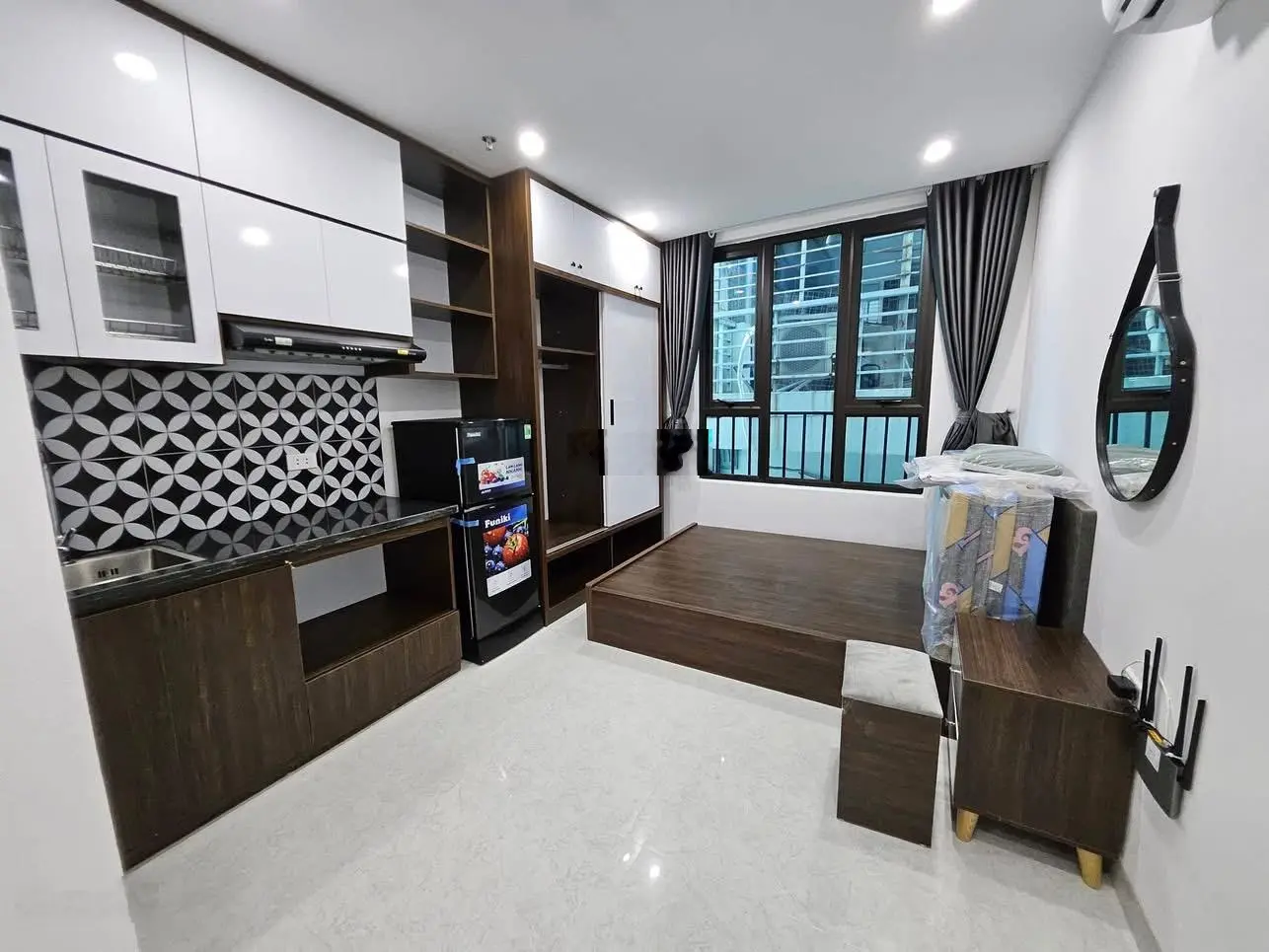 Ngonn! Toà CHDV Vương Thừa Vũ, 80m2*8T, MT 5M, 2 mặt thoáng, 24PKK, ngõ ô tô, dòng tiền 8%/năm