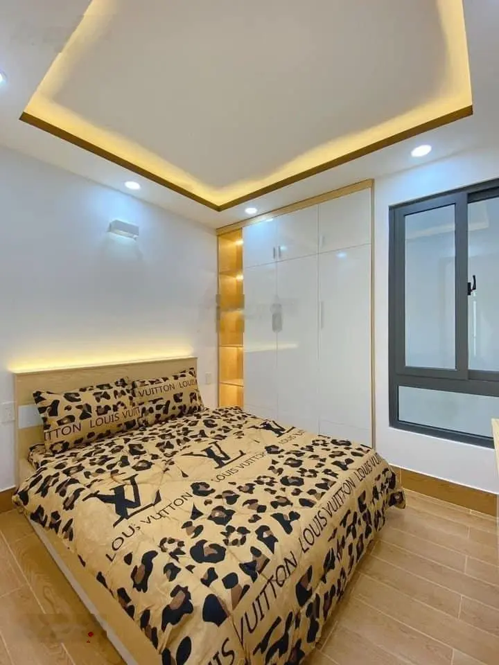 Nhà 3 tấm - thổ cư 100% (SHR), ngay UBND Tân Chánh Hiệp, Q12. Giá: 2tỷ650 bớt lộc