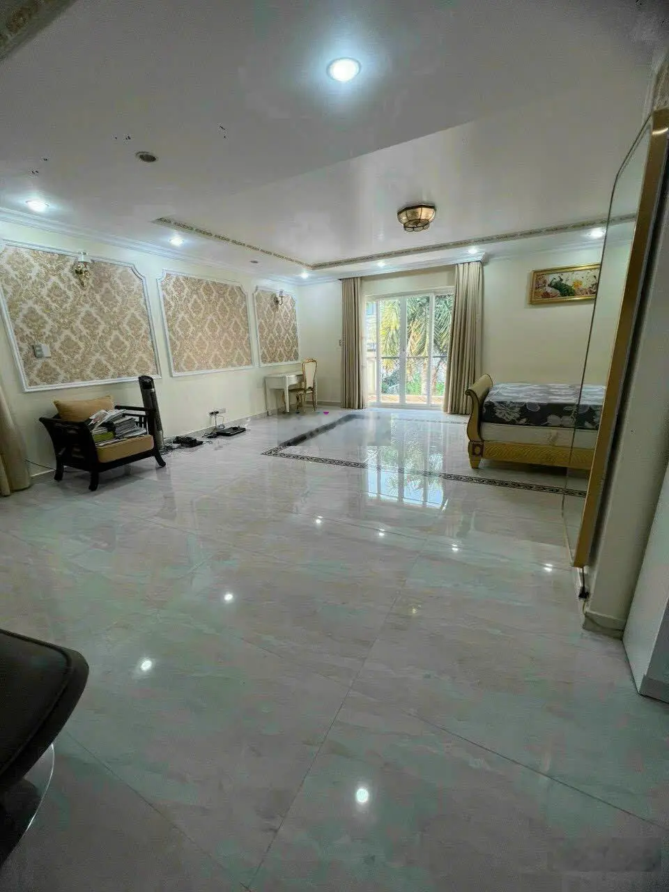 Chính chủ cần bán Biệt Thự Thảo Điền 434m2, ngang 17m, hầm, 3 lầu. full nội thất, 85 tỷ TL.