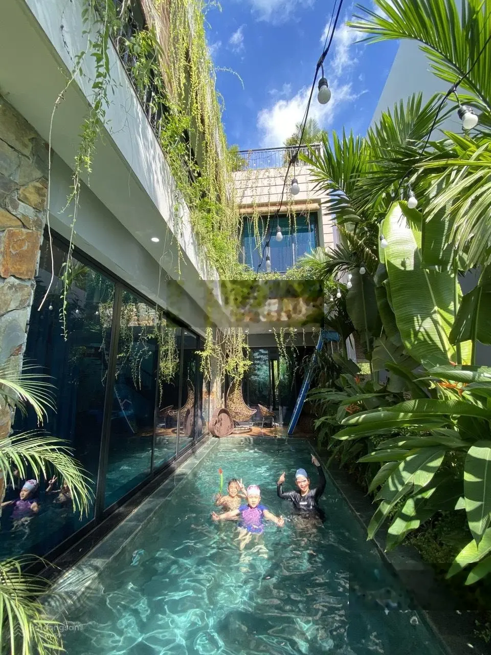 Chính chủ bán villa 3PN có bể bơi 4 mùa, phòng xông hơi tại Flamingo Venus Đại Lải