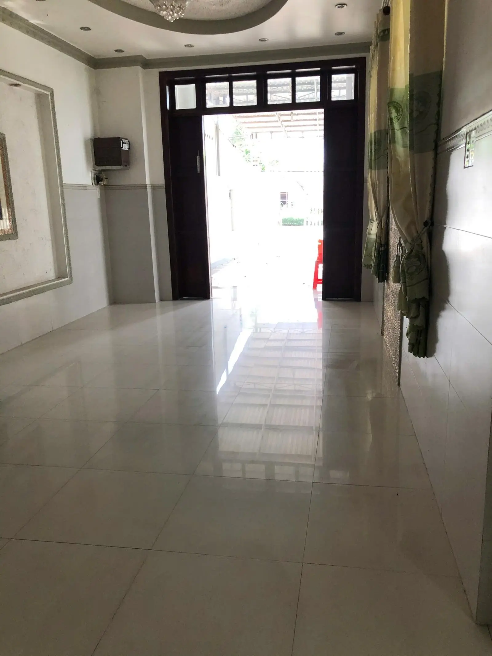 Nhà chính chủ 208,7m2, sổ hồng, full nội thất, 1 lầu, ban công, Gò Dầu, Tây Ninh (có thương lượng)