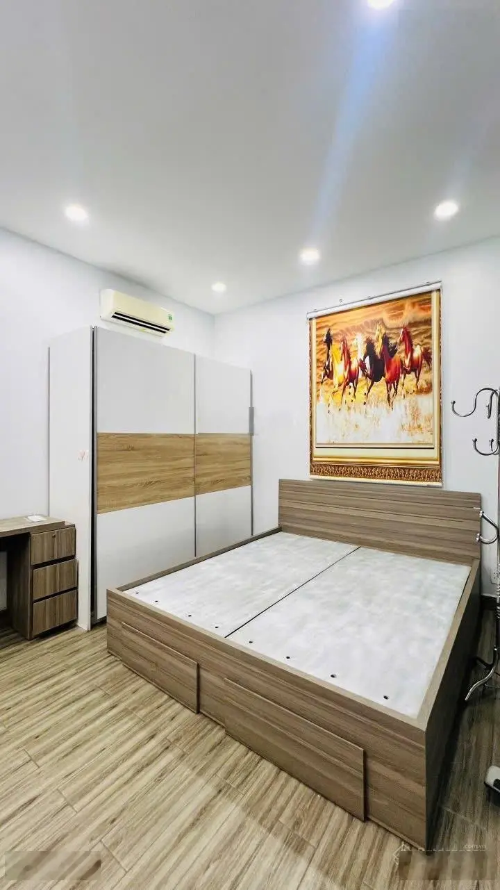 Bán nhà Q2 chỉ 7,8 tỷ diện tích XD 107m2, đường 12m, khu dân cư sầm uất
