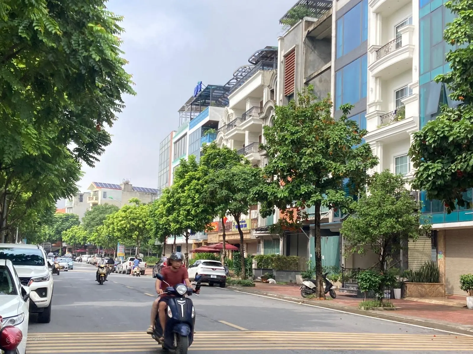 Bán Mảnh Đất Phân Lô 90m2(6x15m) Hiếm tại Phố Lâm Hạ Bồ Đề Nơi trung tâm tiện ích Long Biên
