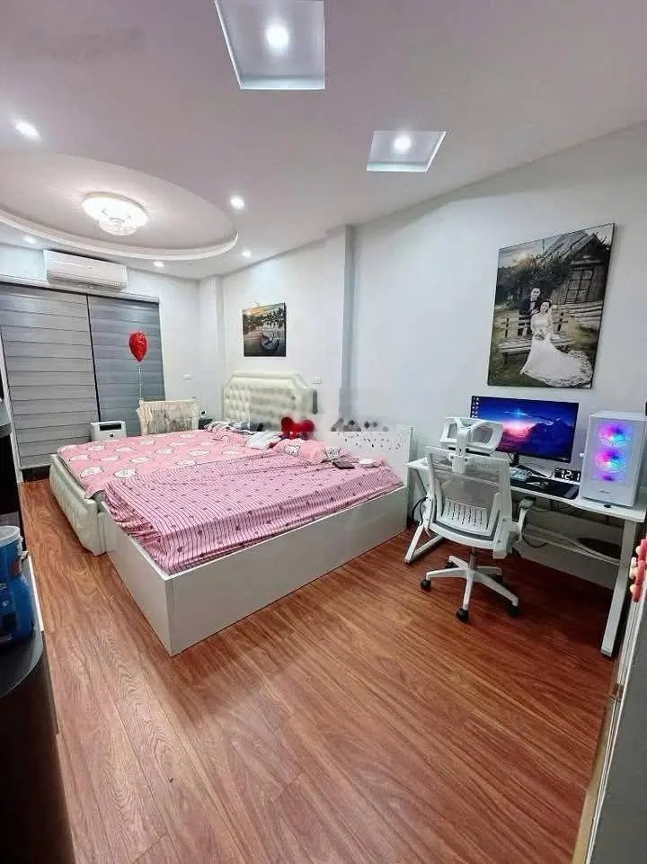 Bán nhà phố Giảng Võ, ngõ nông, 3 gác tránh gần phố, ô tô 35m, dt 44m2 * 5 tầng, giá nhỉnh 8 tỷ