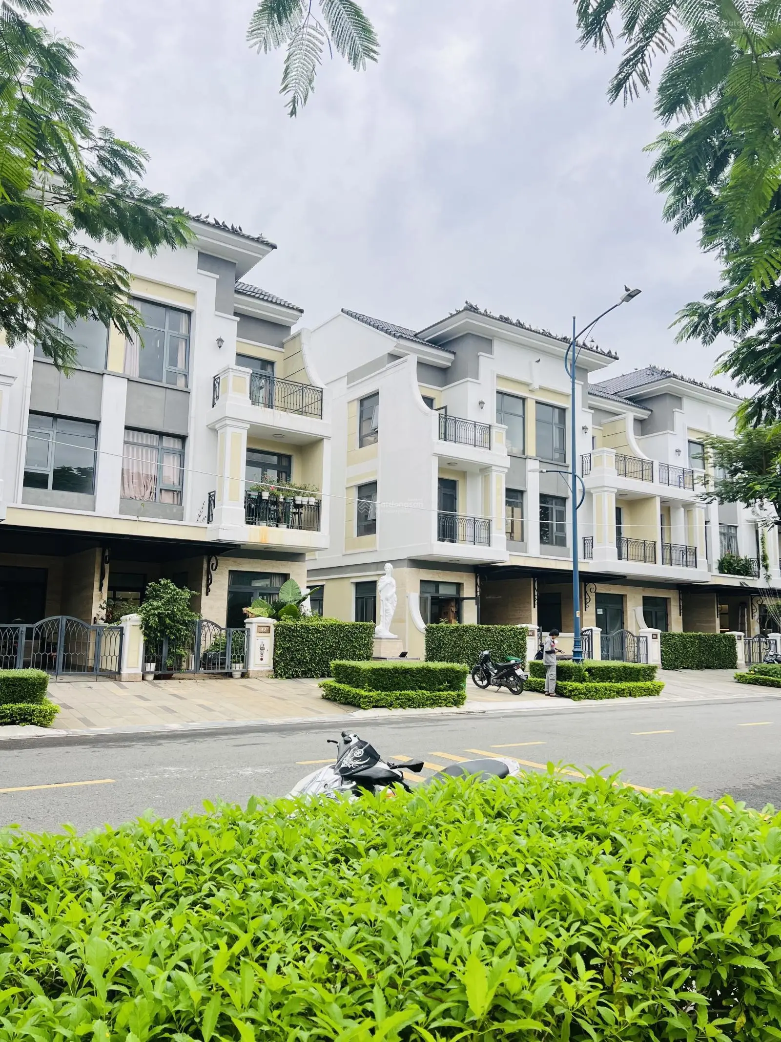Chính chủ gửi bán Verosa Khang Điền, ngang 7m, giá rẻ nhất chỉ 12,5 tỷ