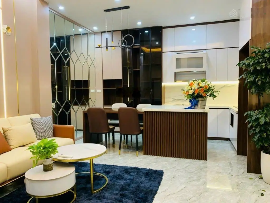 HIẾM !! Ô tô đỗ cửa | Kinh Doanh | Sổ vuông vắn | 42m2 Phố An Dương | 7,5 Tỷ ( có TL )
