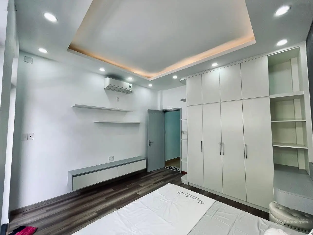 Nhà đẹp 41,4m2 cạnh trường Tiểu học Nguyễn Thái Sơn - đường Huỳnh Thị Của, Quận 3 giá 3tỷ620