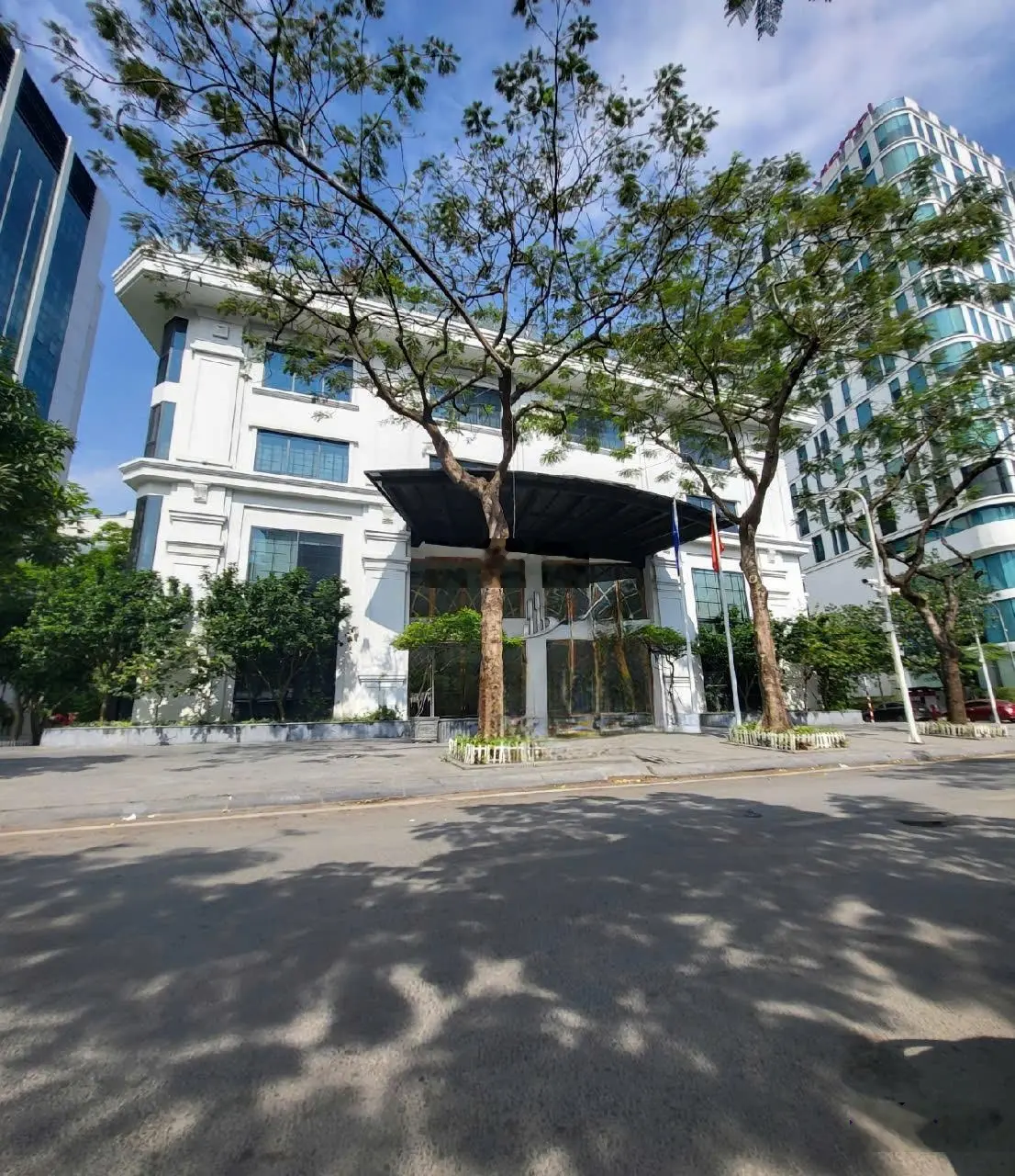 Bán lô đất vàng mặt đường lê đức thọ - nam từ liêm, hơn 1500m2, 3 mặt thoáng, hơn 400 tỷ