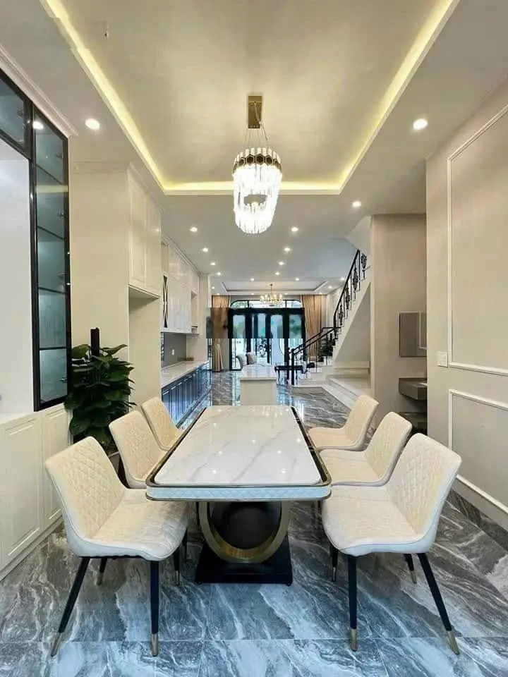 Bán nhà riêng tại Võ Văn Tần, 15 tỷ, 60m2, 4PN, 4WC, 2 tầng, Q3, HCM