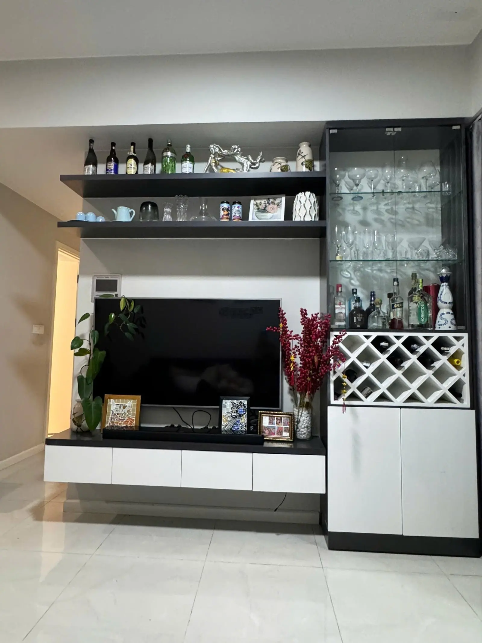 BÁN GẤP 2PN 2WC MASTERI AN PHÚ 73m2 SIÊU XINH. LH E VY: 0938 659 ***ZALO/VIBER/IMESS/CALL)