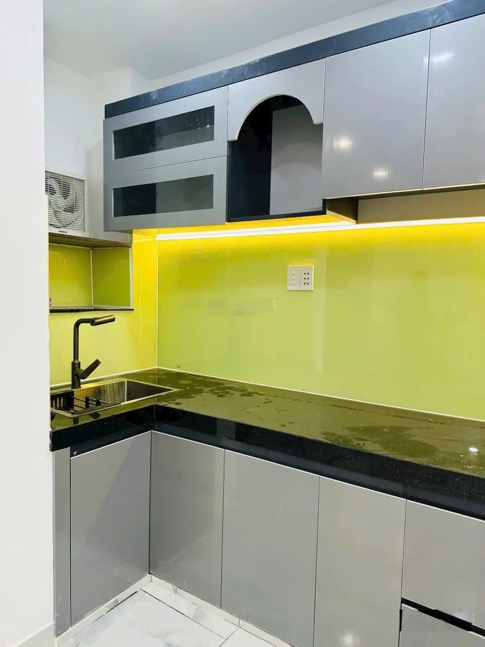 Bán nhà hẻm 368 tôn đản 3 phòng ngủ ngang 6m cực hiếm