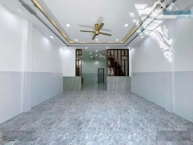 Kinh doanh cần vốn bán gấp căn nhà đường Bờ Xe Lam xã Tân Kiên Bình Chánh, SHR, Giá 2tỷ550