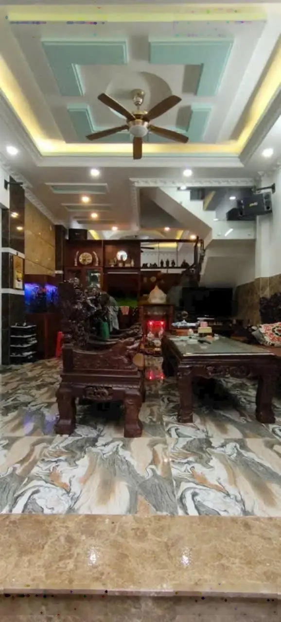 Nhà đẹp vào ở ngay - sổ vuông A 4 - 86m2 - 4 lầu giá 10tỷ - Nguyễn Văn Linh P Bình Thuận - Quận 7