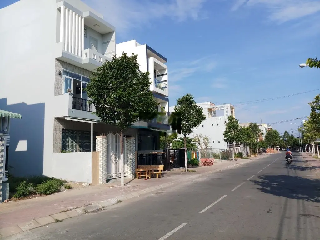 Bán nhà phố ĐS 1 khu Trương Định, đối diện Mầm non Ánh Dương, giá tốt