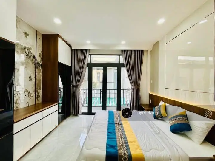 Gía cắt lỗ sâu chỉ 3 tỷ 2 ngay đường Ngô Quyền,Hiệp Phú,quận 9.Phía sau Vincom Plaza Lê Văn Việt.