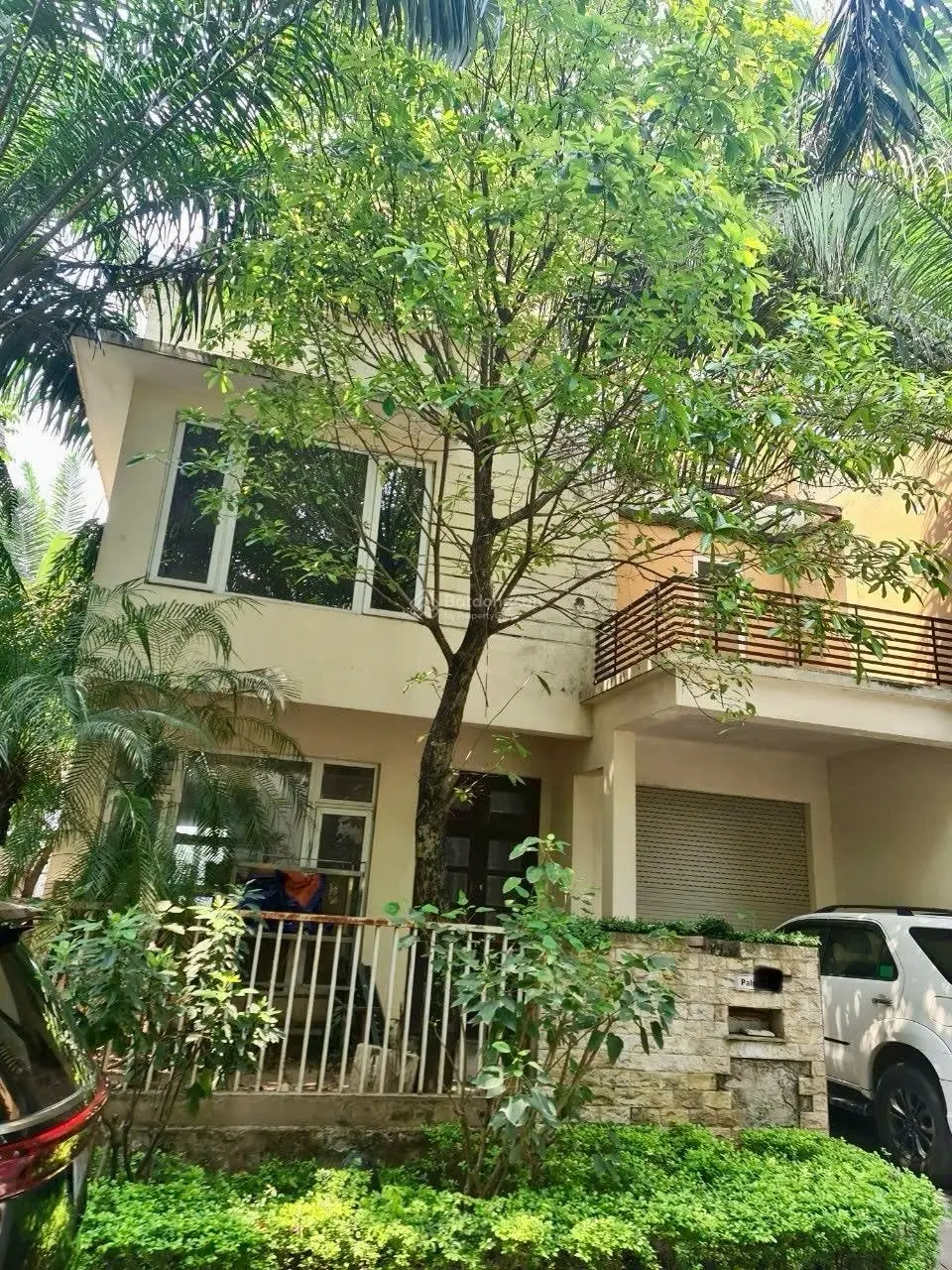 Bán BT tại Việt Hưng, 35,6 tỷ, 203,5 m2, giá siêu hời!