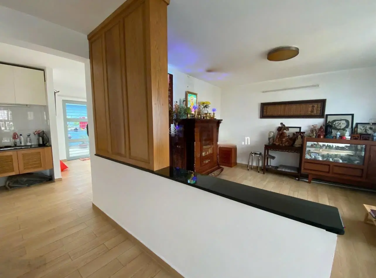 Chỉ 12,7 tỷ sở hữu nhà mặt tiền Đặng Văn Ngữ 104m2 ngang 6m cực đẹp đường 10m. Cho thuê 40tr/tháng