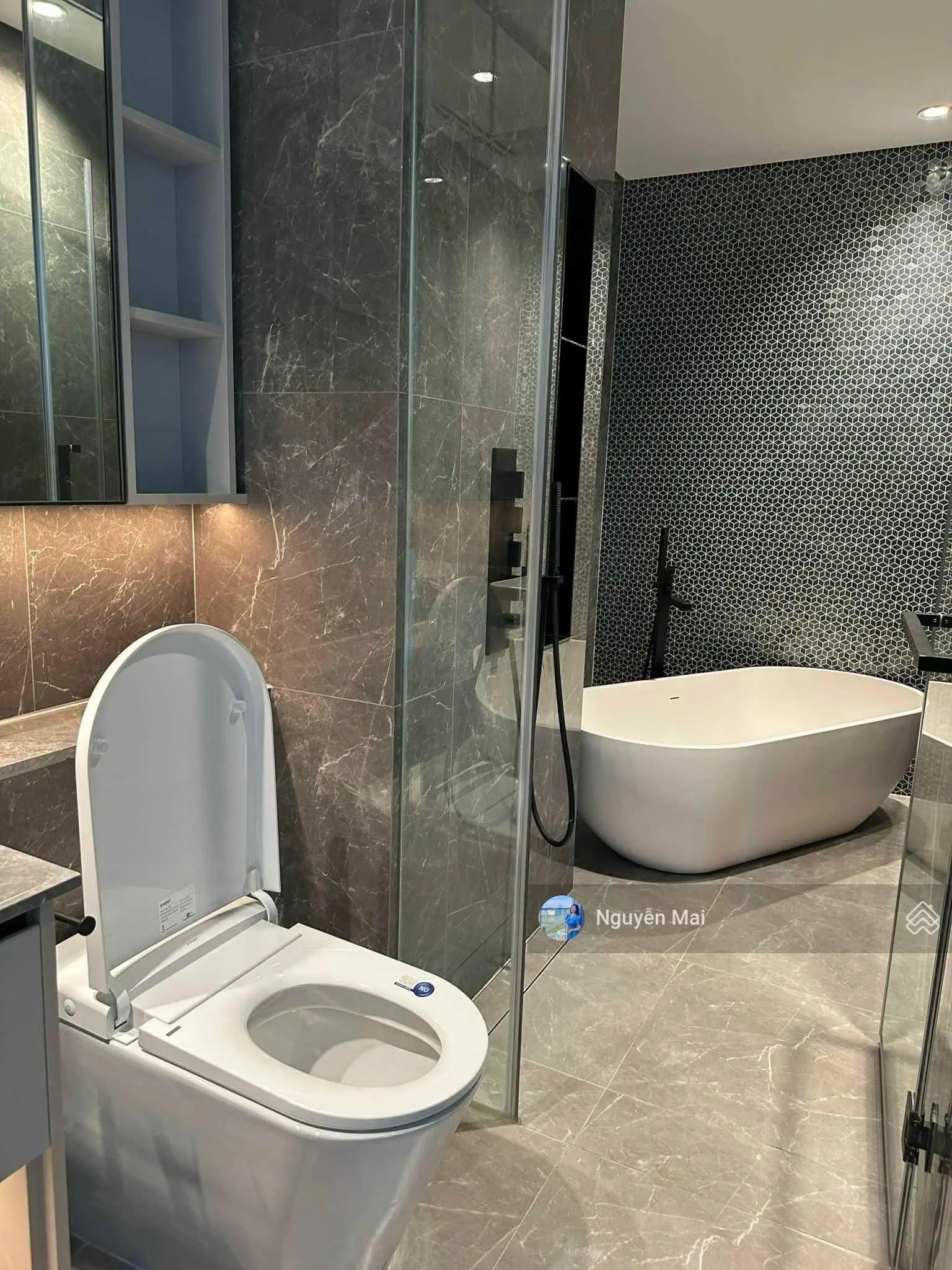 Em Mai cần bán 3PN The Opera view trực diện sông SG Bitexco