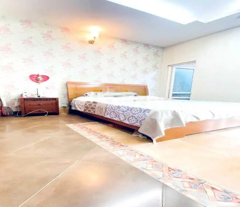 Hẻm 8m thông tứ phía Cộng Hòa, P.4, Tân Bình, 87m2, 5 tầng, ngang 5,1m