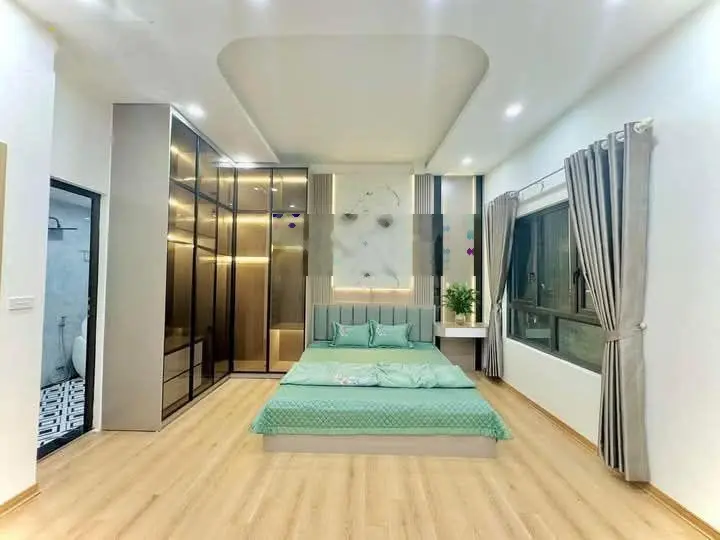 Độc quyền! Giang Văn Minh, lô góc, ngõ thông kinh doanh, 3 gác tránh, gần mặt phố, dt 45m2* 5T