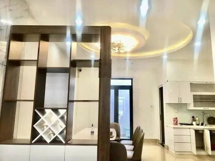 Bán nhà 4 tầng 6x21,5m2 ôtô ngủ trong nhà LINH TÂY, THỦ ĐỨC