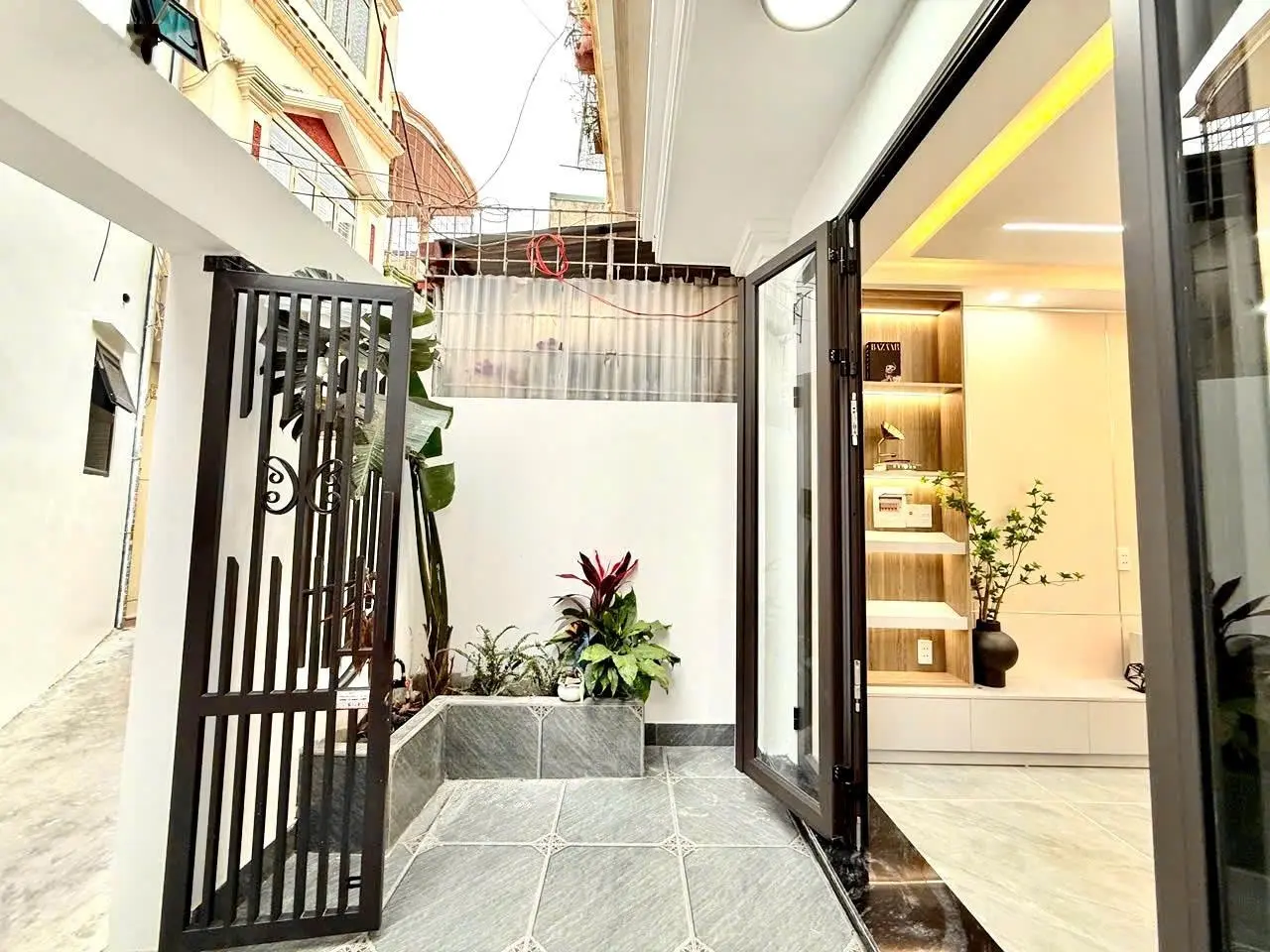 Bán nhà mới xây tại Trần Nguyên Hãn, Lê Chân, Hải Phòng, ngay gần mặt đường, SĐCC, giá siêu tốt