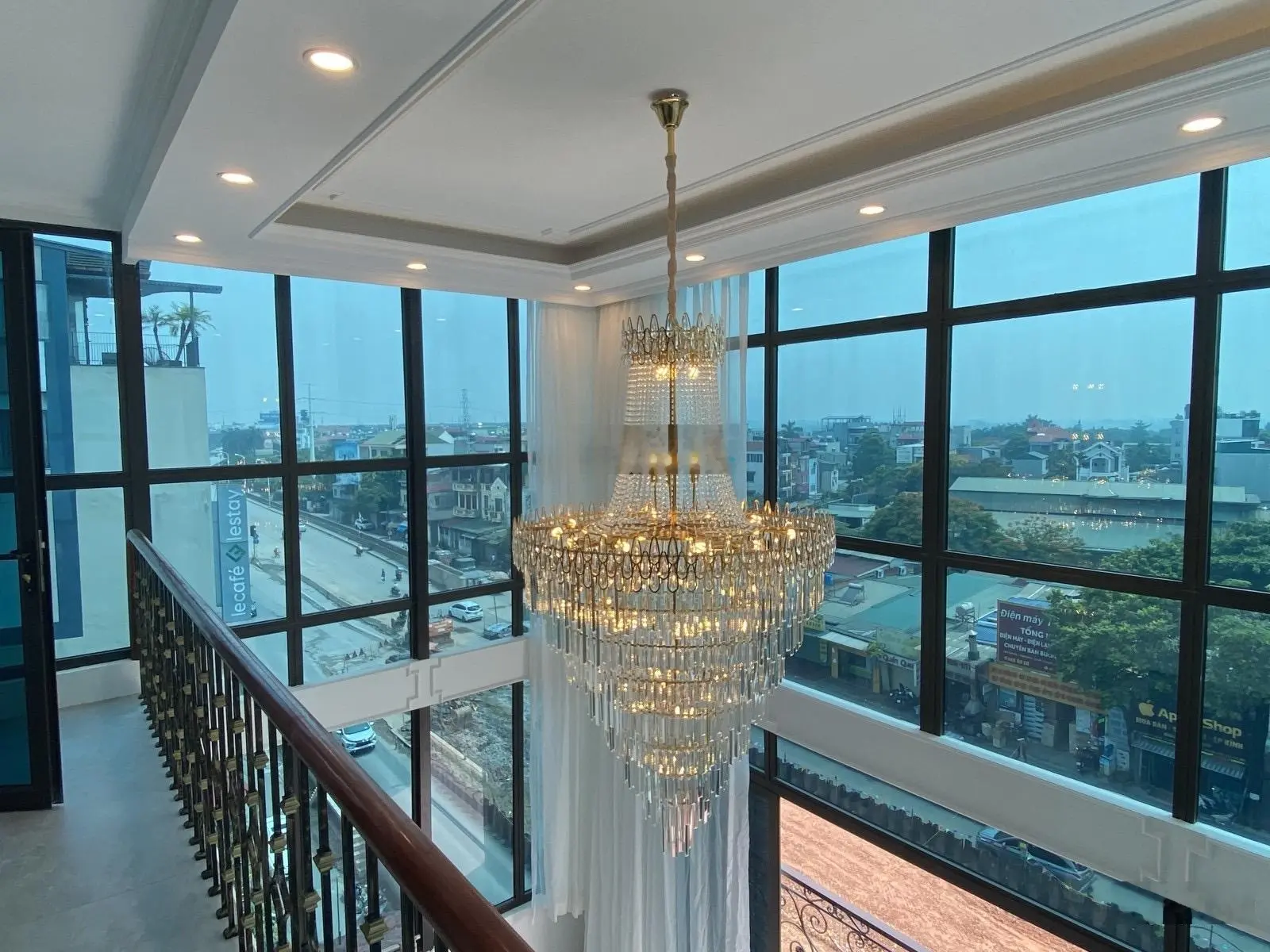 Bán nhà mặt phố 8 tầng dt 50m-mt 6m-lô góc-thang máy-view hồ tây-trung tâm quận tây hồ.giá: 22.5 tỷ