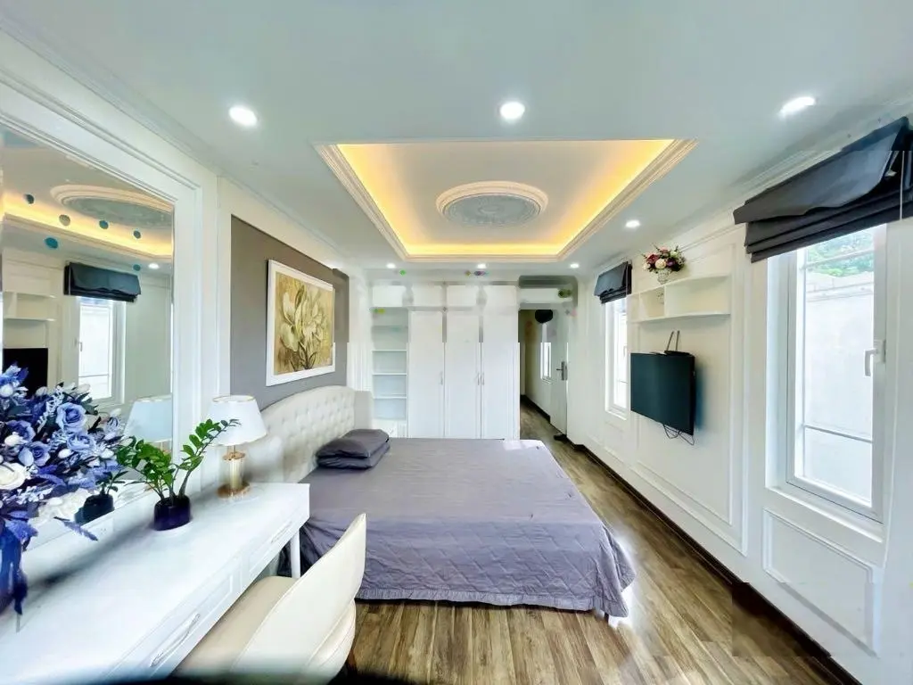 Bán nhà phố Chùa Bộc - nở hậu - kinh doanh - 38m2 - giá 7,2tỷ