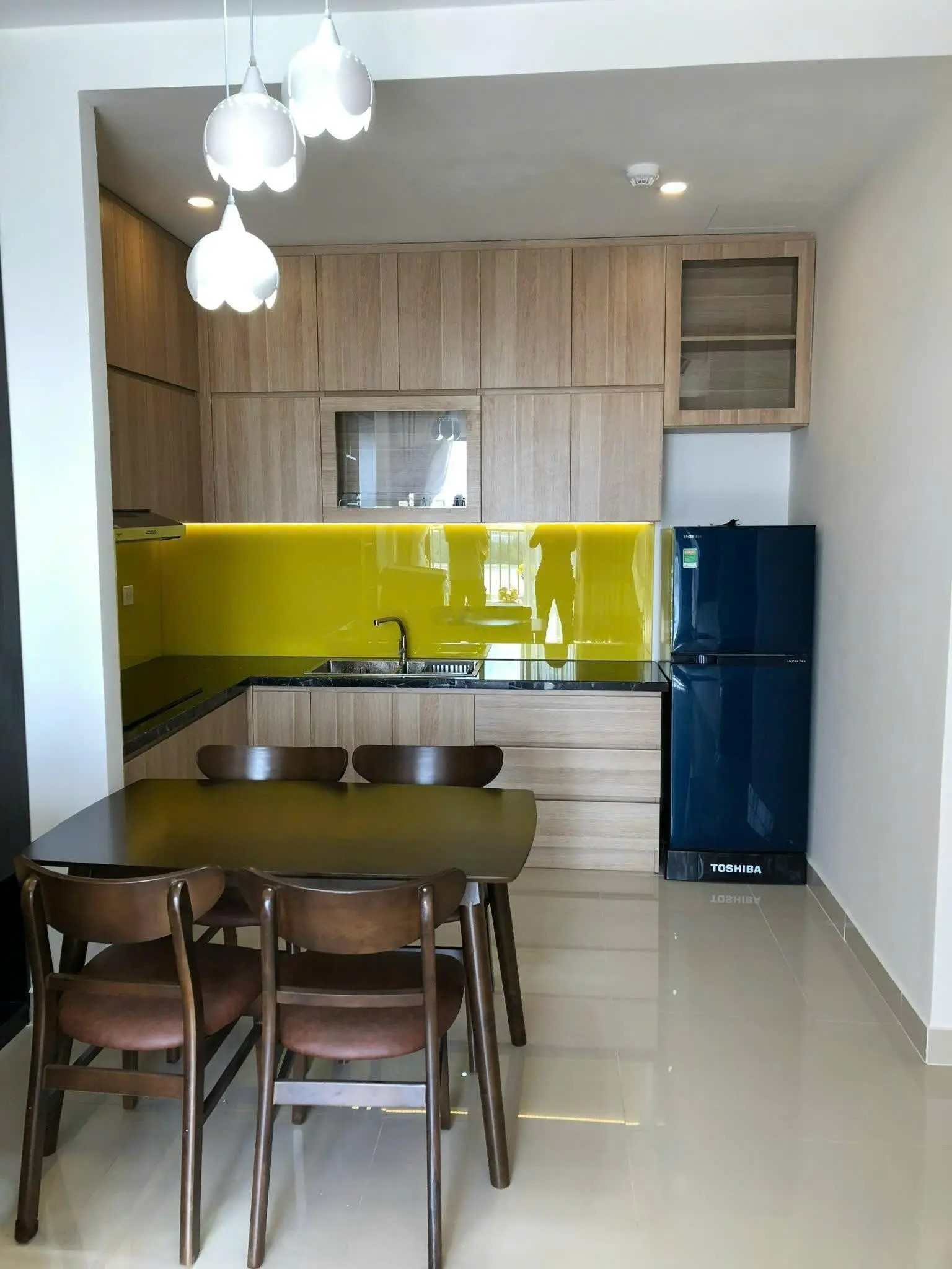 Bán căn hộ 2PN 76m2 dự án The Sun Avenue, Quận 2. LH 0909 239 ***
