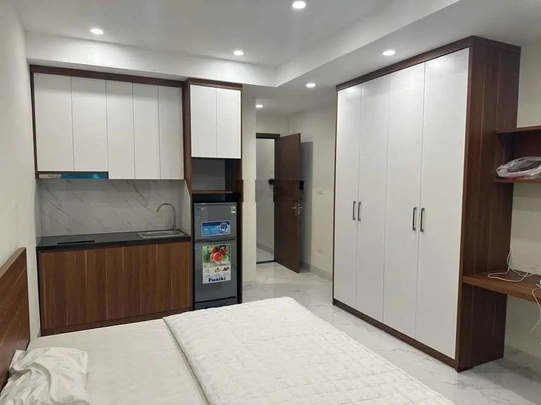 Bán CHDV 6 tầng thang máy, ô tô vào nhà, đường Trịnh Văn Bô, tổng 10 phòng khép kín. Đã full phòng