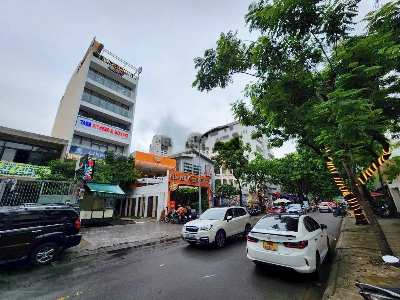 CC bán nhà 92 Xuân Thủy - hầm 7 tầng 1000m2 sàn 0909 924 ***