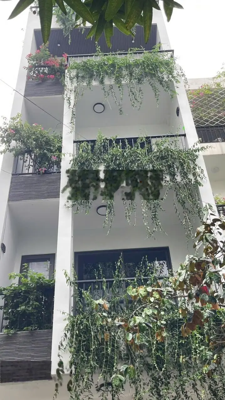 Nhà đẹp thang máy ô tô chạy vòng quanh nội thất đầy đủ