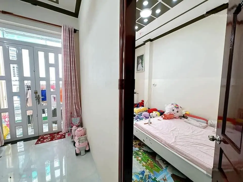 Ngân hàng TECHCOMBANK phát mãi gấp căn nhà kế bên chùa BỐN MẶT,40,5m2, 1 lầu, giá 2 tỷ 050.