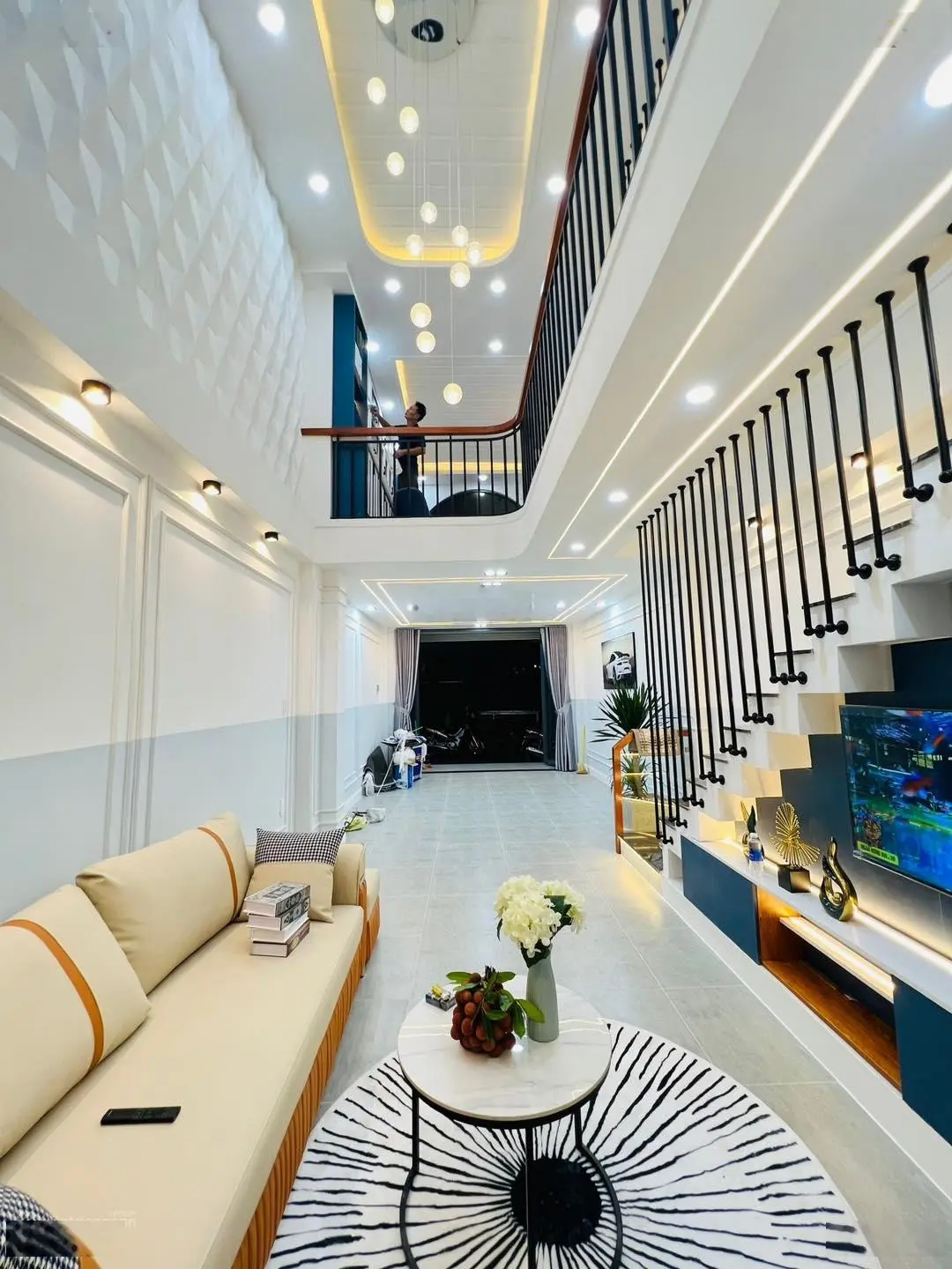 Bán căn nhà 48m2 hẻm 128 Trần Quốc Thảo, Phường 14, Quận 3, sổ riêng, bán gấp trong tuần, 2 tỷ350tr
